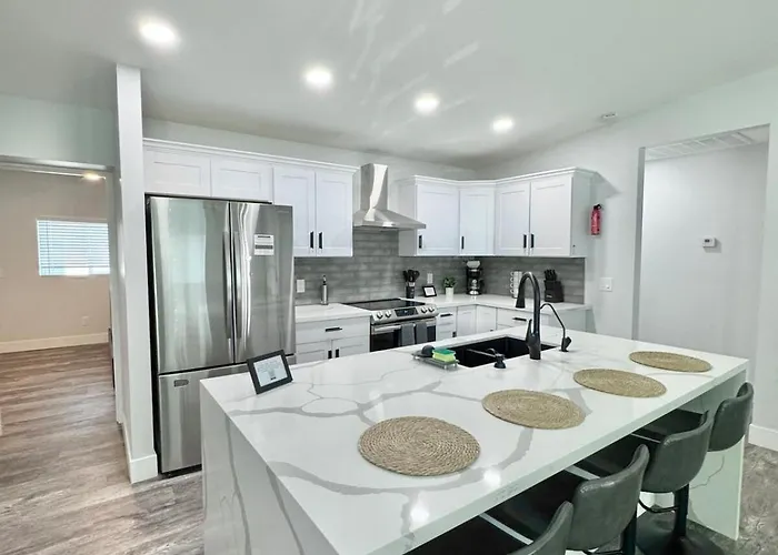 New Modern Centralized And Lux In * Phoenix